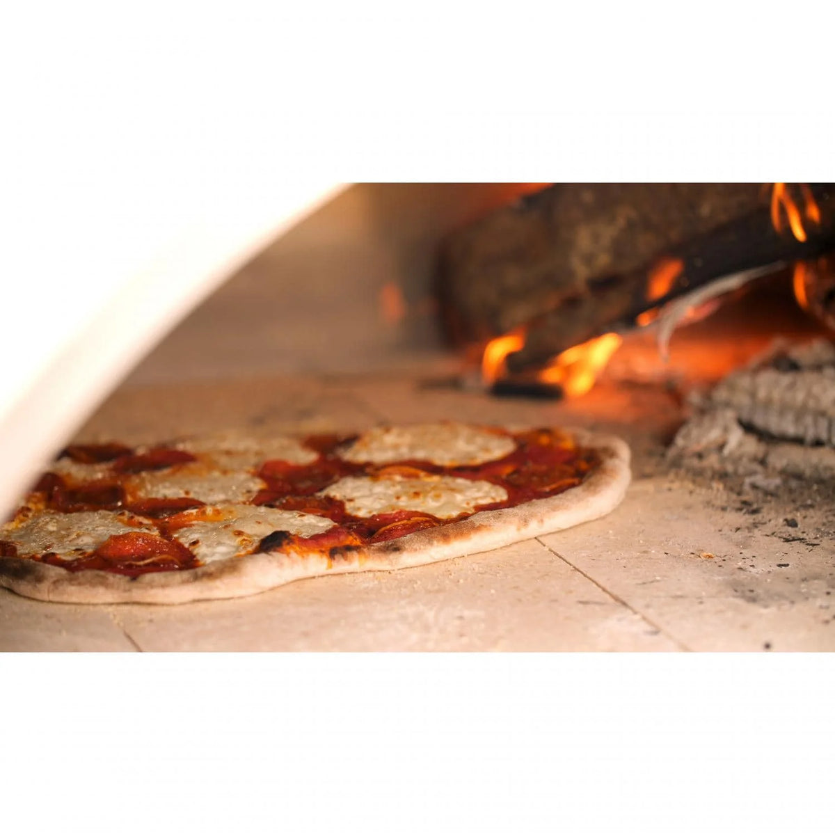 44-Inch Outdoor Wood-Fired Pizza Oven Z935372