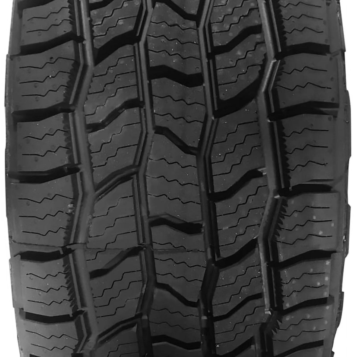 All-Terrain Tire 235/70R16 106T M195