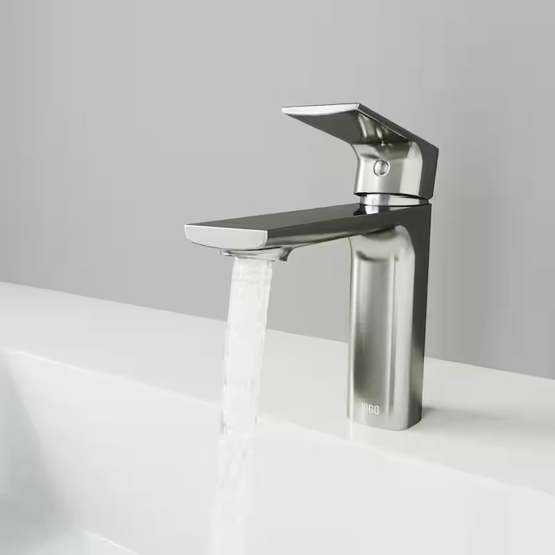 Single Handle Brushed Nickel Bathroom Faucet W8954