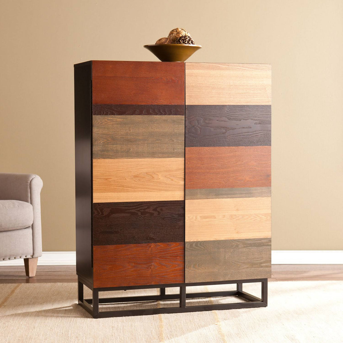 Bar Cabinet Y3592