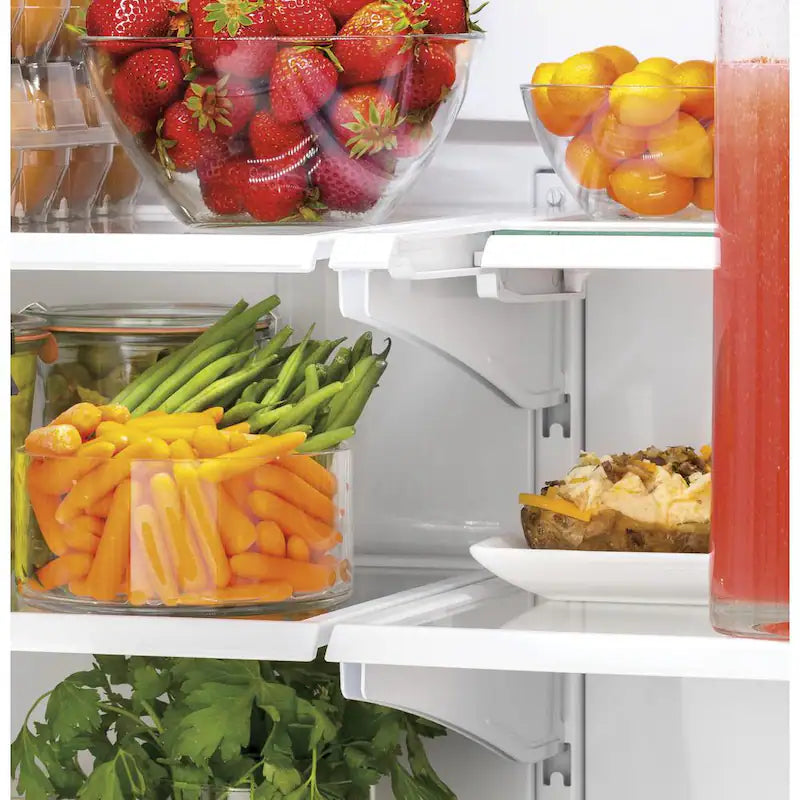 Counter-Depth French Door Refrigerator Y7579