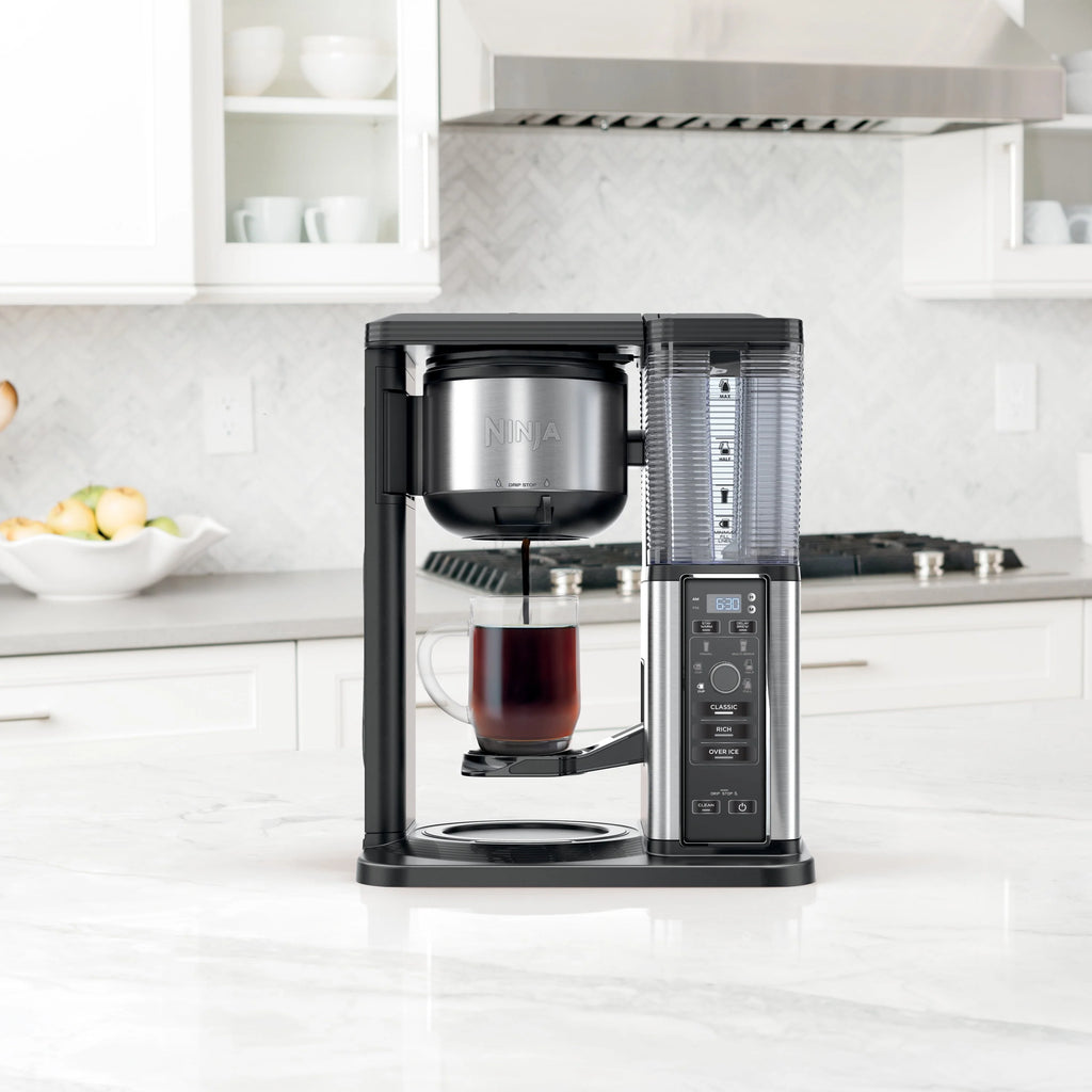 Hot & Iced Single Serve Coffee Maker E153