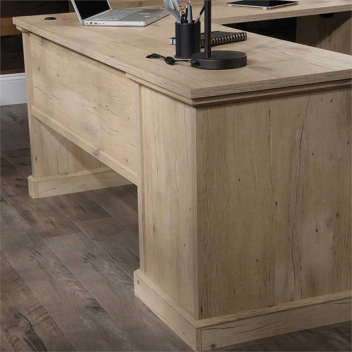 L-Shaped Desk & Large Hutch Q59729