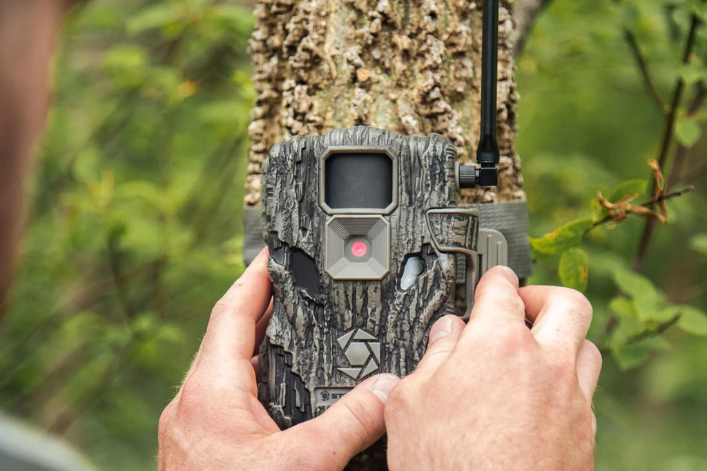 26.0-Megapixel Wireless Hunting Trail Camera L119973