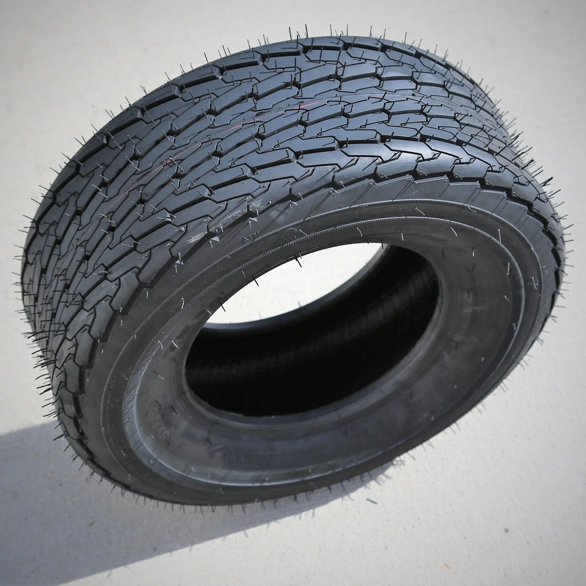 20.5X8.00-10 10 Ply Trailer Tire W190
